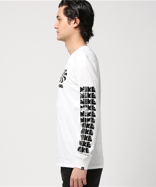 NIKE（ナイキ）の「NIKE/ L/S レガシー Tシャツ（Tシャツ/カットソー・メンズ・ブラック/ホワイト・SMALL/MEDIUM/LARGE）」の3枚目の写真
