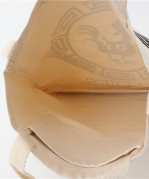 ALDIES（アールディーズ）の「Chicken Thunder Tote チキンサンダートート（トートバッグ・メンズ・ホワイト系その他/ホワイト系その他2・FREE）」の8枚目の写真