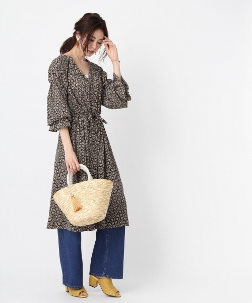 Andemiu（アンデミュウ）の「【BAILA6月号掲載】【美尻デニム】スタイルセレクトワイドパンツ761199（デニムパンツ・レディース・ライトブルー/ブルー/インディゴブルー・SMALL/MEDIUM/S size/X-SMALL/XS size/M size/L size/LARGE/XX-SMALL）」の16枚目の写真