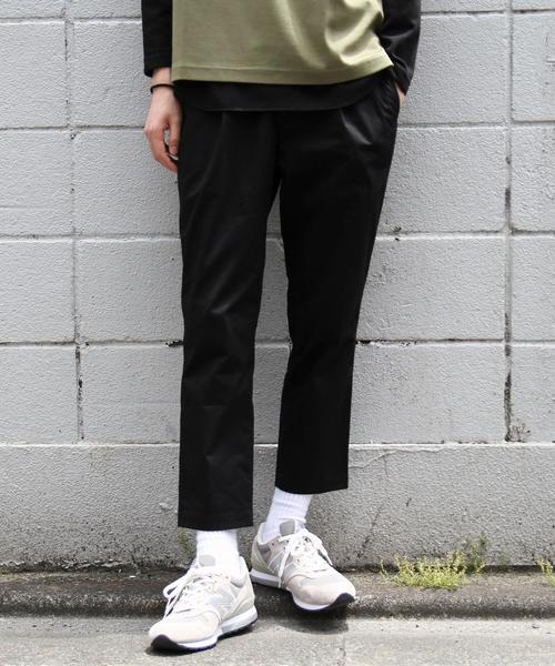 coen(コーエン)の「TC1タックストレッチテーパードイージーアンクルパンツ(その他パンツ・メンズ・ブラック/ダークグレー・LARGE/SMALL/X-LARGE/MEDIUM)」の8枚目の写真