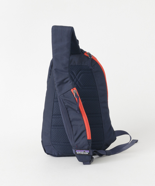 patagonia（パタゴニア）の「patagonia Atom Sling 8L（ボディバッグ/ウエストポーチ・メンズ・ブラック/ブルー系その他・FREE）」の7枚目の写真
