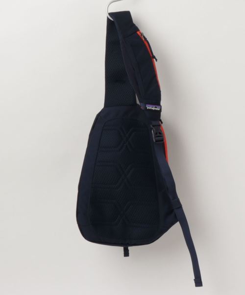 patagonia（パタゴニア）の「patagonia Atom Sling 8L（ボディバッグ/ウエストポーチ・メンズ・ブラック/ブルー系その他・FREE）」の3枚目の写真