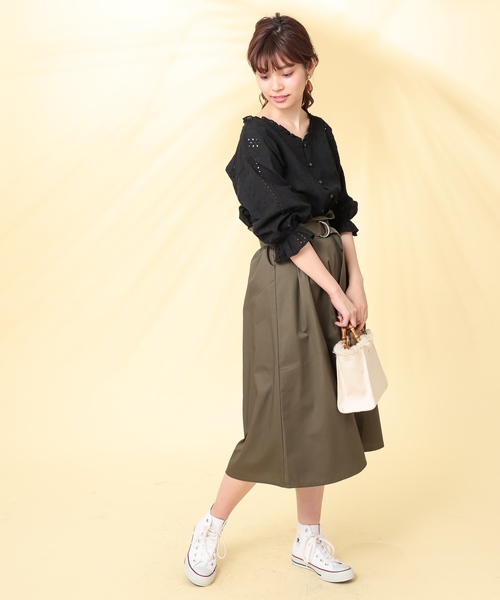 natural couture(ナチュラルクチュール)の「Dカンベルト 付ハイウエストスカート(スカート・レディース・カーキ/ベージュ/ピンクベージュ/ネイビー・FREE)」の7枚目の写真