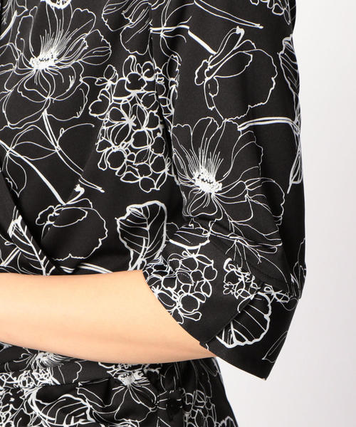 NARACAMICIE（ナラカミーチェ）の「【セットアップ対応】手書きフラワープリントカシュクールシャツ（シャツ/ブラウス・レディース・ホワイト/ブラック・SMALL/MEDIUM/LARGE）」の12枚目の写真