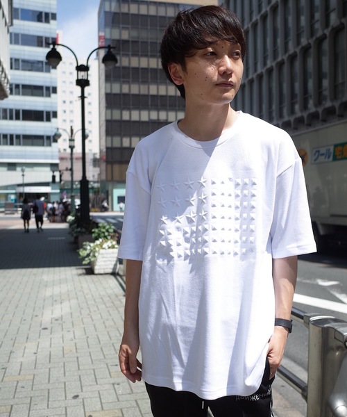 rovtski（ロフトスキー）の「rovtski 【ビッグシルエット】エンボスTシャツ/4V18060809（Tシャツ/カットソー・メンズ・ホワイト系その他/グリーン系その他/ホワイト系その他2/ホワイト系その他3/ホワイト系その他4/ブラック系その他2/ブラック系その他3/ブラック系その他4・MEDIUM/LARGE）」の10枚目の写真