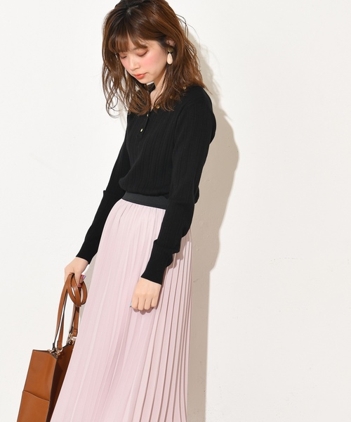 natural couture(ナチュラルクチュール)の「多釦リブニット(ニット/セーター・レディース・アイボリー/ブラック/グレイッシュベージュ・FREE)」の3枚目の写真