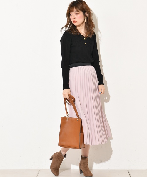 natural couture(ナチュラルクチュール)の「多釦リブニット(ニット/セーター・レディース・アイボリー/ブラック/グレイッシュベージュ・FREE)」の7枚目の写真