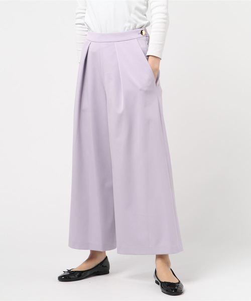 And A(アンドエー)の「And A アンドエー / ギャバストレッチ クロップドタックパンツ(その他パンツ・レディース・グリーン/ライラック・1/0)」の3枚目の写真