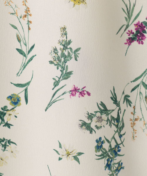 liflattie ships（リフラティ シップス）の「liflattie ships:クレープフラワー2WAYブラウス（シャツ/ブラウス・レディース・オフホワイト/ブラック/イエロー・SMALL/MEDIUM）」の9枚目の写真