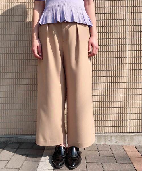 A/C DESIGN BY ALPHA CUBIC（エーシーデザインバイアルファキュービック）の「【カタログ掲載】タックワイドパンツ（その他パンツ・レディース・ネイビー/ベージュ・64/67/70/61）」の9枚目の写真