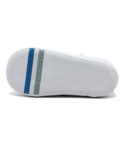 CONVERSE（コンバース）の「MINI P-L2/ミニ P-L2（スニーカー・キッズ・ホワイト×ピンク/ホワイト×ブルー・12cm/14cm/14.5㎝/13cm/13.5㎝/15cm/12.5cm）」の4枚目の写真