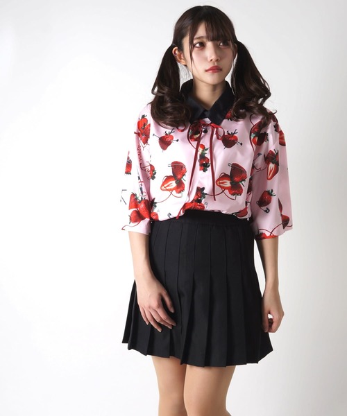 TRAVAS TOKYO ピンク いちご 苺 berry シャツ　ピンク TRAVAS TOKYO（トラバス トウキョウ）の「Ribbon berry H/S shirts