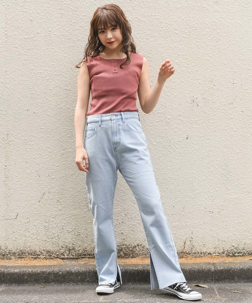 apres jour（アプレジュール）の「フレアデニムパンツ【ZOZOTOWN限定アイテム】（デニムパンツ・レディース・ブラック/ライトブルー・SMALL/MEDIUM）」の18枚目の写真