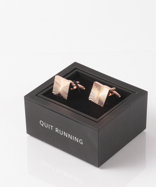 Quit Running（クイトランニング）の「英国ブランド ステンレス カフス（カフリンクス・メンズ・シルバーグレー/シルバー/ピンクゴールド/ゴールド/シルバー系その他/ブラック/シルバー系その他2/ライトブルー/ブラック系その他2/ブラック系その他/ストライプ・FREE）」の10枚目の写真