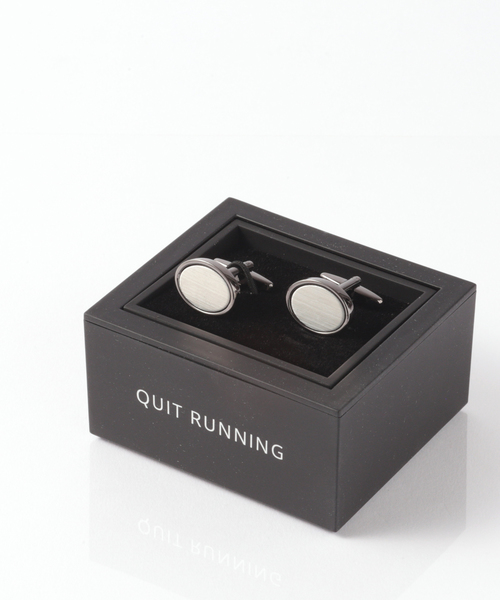 Quit Running（クイトランニング）の「英国ブランド ステンレス カフス（カフリンクス・メンズ・シルバーグレー/シルバー/ピンクゴールド/ゴールド/シルバー系その他/ブラック/シルバー系その他2/ライトブルー/ブラック系その他2/ブラック系その他/ストライプ・FREE）」の5枚目の写真