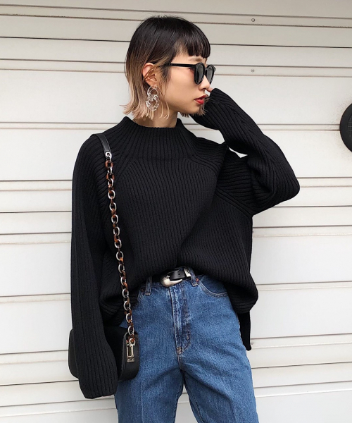 PAGEBOY（ページボーイ）の「クリアニットタートルプルオーバー（ニット/セーター・レディース・ブラック/グレー/オフホワイト/ダークパープル/モカ/ライトパープル・FREE）」の17枚目の写真