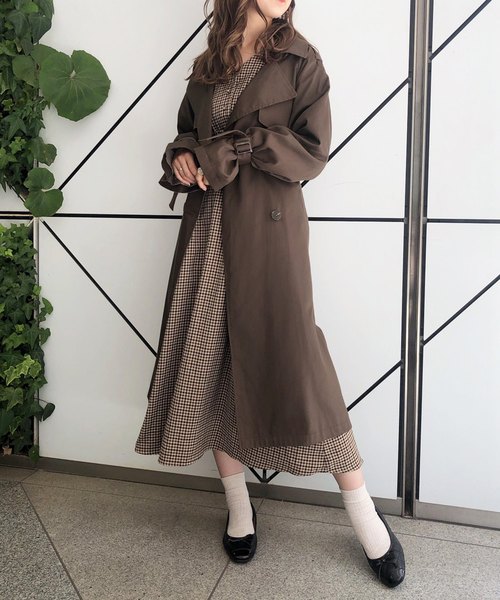one after another NICE CLAUP（ワンアフターアナザーナイスクラップ）の「【身長別】トレンチコート（トレンチコート・レディース・ブラウン/ベージュ/ピンク・SMALL/MEDIUM/LARGE）」の13枚目の写真