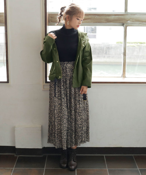 夢展望（ユメテンボウ）の「マウンテンパーカーブルゾン（ブルゾン・レディース・ブラック/ベージュ/ネイビー/カーキ・MEDIUM/LARGE）」の11枚目の写真