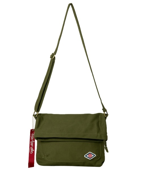 n'ee-ne（ネーネ）の「コットンキャンパス　フラップショルダーバック（ショルダーバッグ・レディース・ブラック/カーキ/アイボリー・FREE）」の19枚目の写真