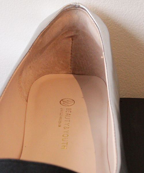 BEAUTY&YOUTH UNITED ARROWS（ビューティーアンドユースユナイテッドアローズ）の「BYTF ∵レザーエラスティック ポインテッドトゥフラット¨◆（パンプス・レディース・ブラック/シルバー・37/36h/37h/38/36）」の11枚目の写真