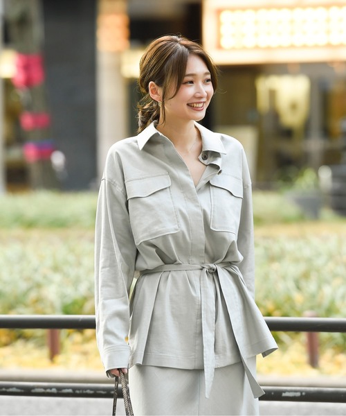 DouDou（ドゥドゥ）の「セットアップリネンストレッチシャツジャケット（シャツ/ブラウス・レディース・グレー/カーキ/ラベンダー・FREE）」の2枚目の写真