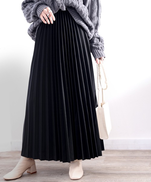 classicalelf（クラシカルエルフ）の「落ち感綺麗。マキシ丈プリーツスカート（スカート・レディース・グリーン/ブラック/モカ/ブルー・MEDIUM）」の16枚目の写真