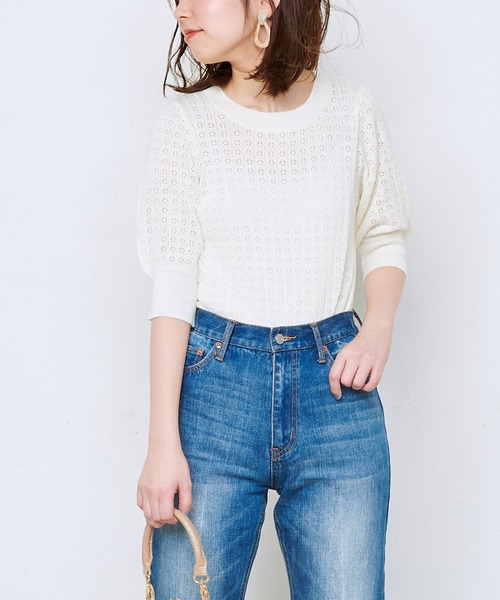 natural couture(ナチュラルクチュール)の「強撚ギャザー袖小花透かしニット(ニット/セーター・レディース・ブラック/ベージュ/アイボリー/ラベンダー・FREE)」の8枚目の写真