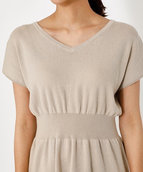 AZUL by moussy(アズールバイマウジー)の「2WAY WAIST SHIRRING KNIT PO/2WAYウエストシリングニットプルオーバー【MOOK52掲載 90483】(ニット/セーター・レディース・ダークオレンジ/ライトベージュ/ブラック・SMALL/MEDIUM)」の14枚目の写真