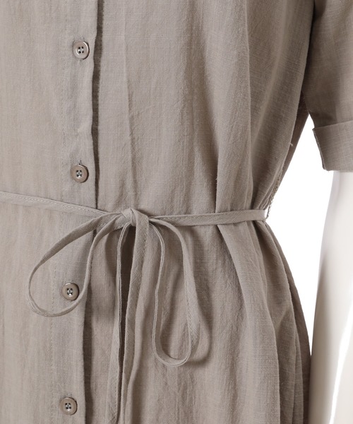 fifth(フィフス)の「リネンライクシャツワンピース(ワンピース・レディース・ホワイト/カーキ・MEDIUM)」の3枚目の写真