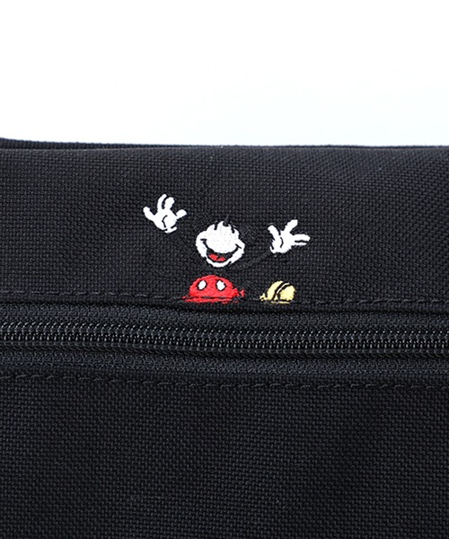 Manhattan Portage(マンハッタンポーテージ)の「Casual Messenger Bag JR Mickey Mouse 2020(メッセンジャーバッグ・メンズ・ブラック・SMALL)」の14枚目の写真