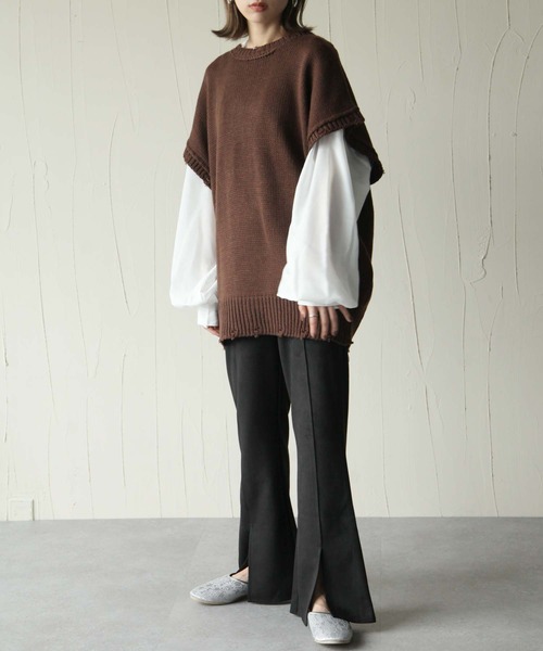 Chillfar（チルファー）の「カットスエードフロントスリットフレアパンツ（その他パンツ・レディース・ブラック/ベージュ/グレイッシュベージュ・FREE）」の6枚目の写真