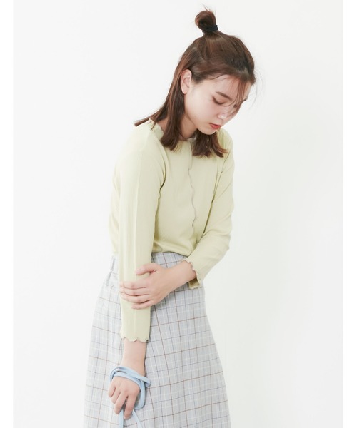 POU DOU DOU(プードゥドゥ)の「トタンテレコ7分袖トップス(Tシャツ/カットソー・レディース・キャメル/イエロー/ブルー/アイボリー/ブラック・3)」の21枚目の写真