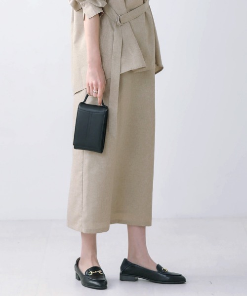 Bou Jeloud(ブージュルード)の「【これ1つできちんと感】ブラウス+タイトスカートセットアップ(シャツ/ブラウス・レディース・ベージュ/ネイビー・38)」の10枚目の写真