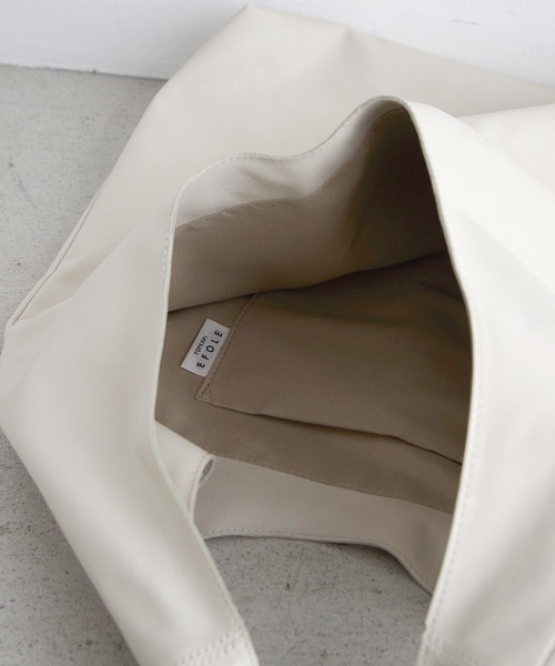 EFOLE（エフォル）の「Knot one handle tote bag / ノット　ワンハンドル　トートバッグ（トートバッグ・レディース・キャメル/ブラック/ライトグレー・FREE）」の6枚目の写真