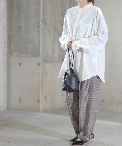 JOHN'S CLOSET(ジョンズクローゼット)の「【i】ポリエステルラミーバンドカラー長袖シャツ(シャツ/ブラウス・メンズ・ホワイト/ブラック/ネイビー/ベージュ/カーキ・MEDIUM/LARGE/X-LARGE)」の18枚目の写真