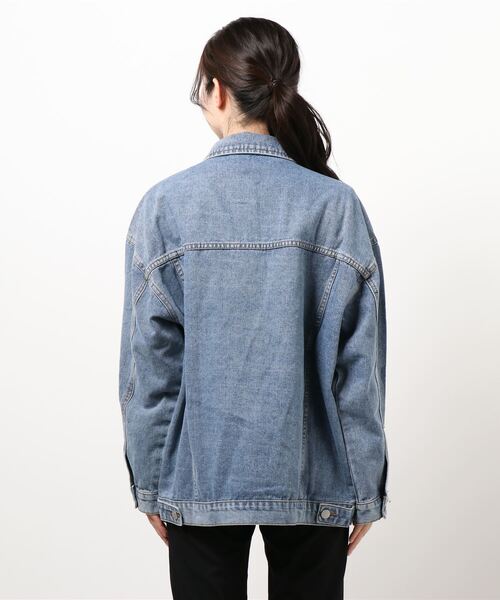 Birthday room（バースデイルーム）の「BIGシルエットGジャン（デニムジャケット・レディース・ライトブルー・FREE）」の13枚目の写真