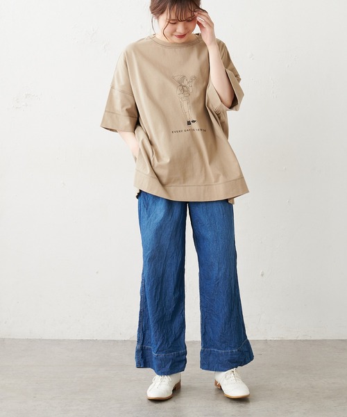 PUAL CE CIN（ピュアルセシン）の「配色ステッチプリントシャツ（Tシャツ/カットソー・レディース・チャコールグレー/ブルー系その他/ホワイト/ベージュ・FREE）」の21枚目の写真