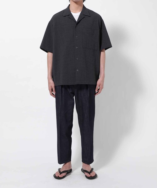ADAM ET ROPE'(アダムエロペ)の「ドライストレッチ オーバーサイズ サッカーオープンカラーシャツ(シャツ/ブラウス・メンズ・チャコールグレー/グレー/ネイビー・L/M)」の14枚目の写真