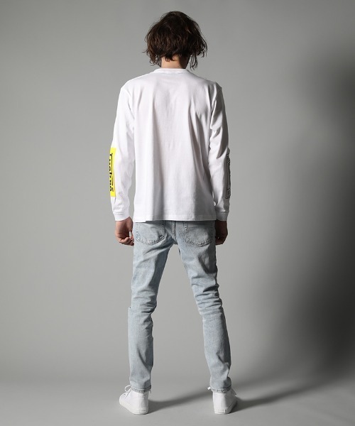 STUD MUFFIN（スタッドマフィン）の「mlt3394-5.6ozコットン天竺 FOREIGNフォームプリント LSTシャツ（Tシャツ/カットソー・メンズ・ブラック/ホワイト・3/2/4）」の7枚目の写真