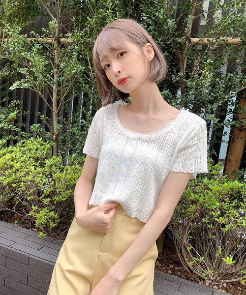 Voyage titty&Co.PETIT（ボヤージュティティアンドコープチ）の「【Voyage titty&Co.】透かし柄フリルトップス（ニット/セーター・レディース・オフホワイト/パープル/ブラック・FREE）」の4枚目の写真