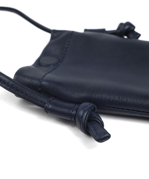 SEEKER（シーカー）の「【FIT】WATERPROOFレザー ネックポーチ SKB-021FT6（ショルダーバッグ・メンズ・ブラック/ネイビー/グレイッシュベージュ・FREE）」の7枚目の写真