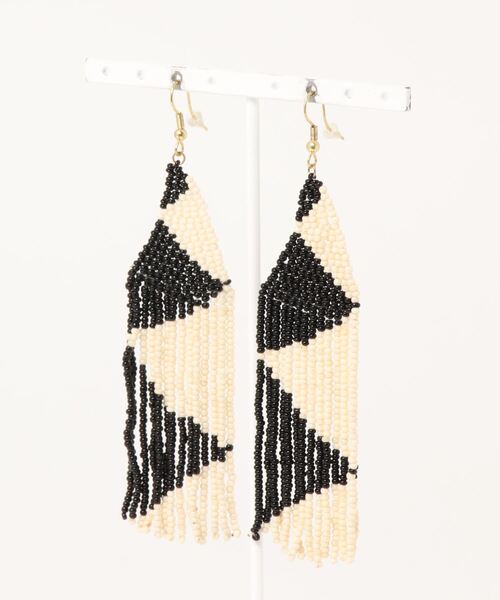 チャイハネ（チャイハネ）の「【チャイハネ】アニマジオメビーズピアス（ピアス（両耳用）・レディース・ブラウン/ブラック×ホワイト/ブラウン×イエロー・FREE）」の2枚目の写真