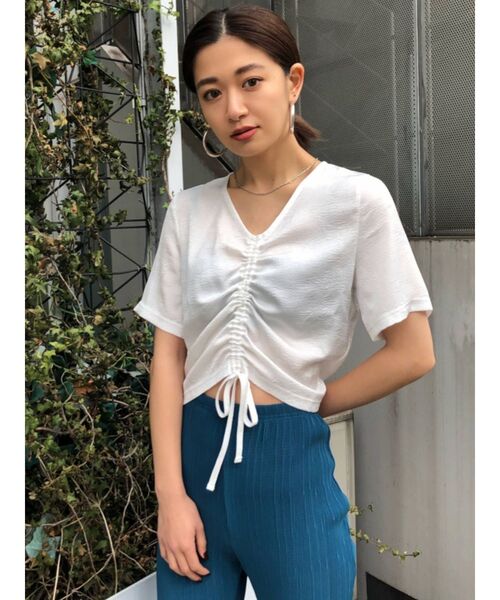 EMODA（エモダ）の「フロントギャザートップ（Tシャツ/カットソー・レディース・オレンジ/ブラック/ホワイト/ブルー・FREE）」の6枚目の写真