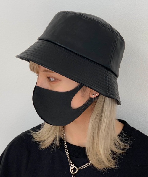 RASVOA(ラスボア)の「フェイクレザーダウンブリムバケハ(ハット・レディース・ブラック/アイボリー・FREE)」の4枚目の写真