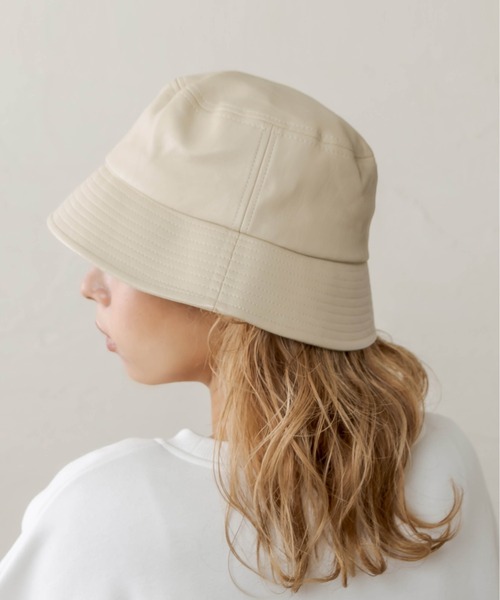 RASVOA(ラスボア)の「フェイクレザーダウンブリムバケハ(ハット・レディース・ブラック/アイボリー・FREE)」の22枚目の写真