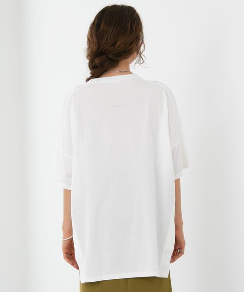 FEELING MADE（フィーリングメイド）の「FEELING MADE クイックドライ天竺 ダイアゴナルライン ビッグTシャツ（Tシャツ/カットソー・レディース・ベージュ/ダークグレー/オリーブ/ライラック/ホワイト・FREE）」の13枚目の写真