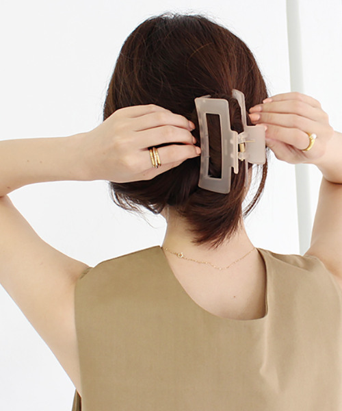 MODE ROBE（モードローブ）の「マットヘアクリップ（バレッタ/ヘアクリップ・レディース・ライトベージュ/ピンク/アイボリー・FREE）」の22枚目の写真