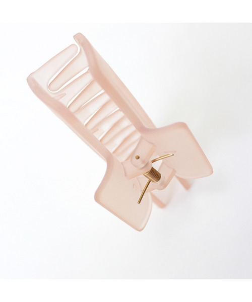 MODE ROBE（モードローブ）の「マットヘアクリップ（バレッタ/ヘアクリップ・レディース・ライトベージュ/ピンク/アイボリー・FREE）」の8枚目の写真