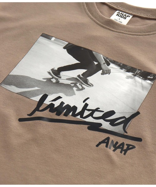 ANAP kids（アナップキッズ）の「スケートボードフォトビッグTシャツ（Tシャツ/カットソー・キッズ・ブラック/サックスブルー/グレイッシュベージュ・S/M/L）」の17枚目の写真