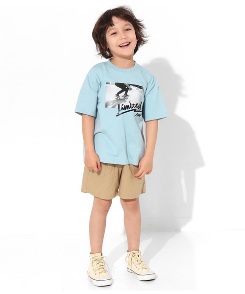 ANAP kids（アナップキッズ）の「スケートボードフォトビッグTシャツ（Tシャツ/カットソー・キッズ・ブラック/サックスブルー/グレイッシュベージュ・S/M/L）」の9枚目の写真